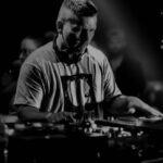 Lire la suite à propos de l’article DJ set de DJ Riddle chez Galette Records – Marseille